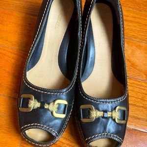 Aerosoles open toe shoes